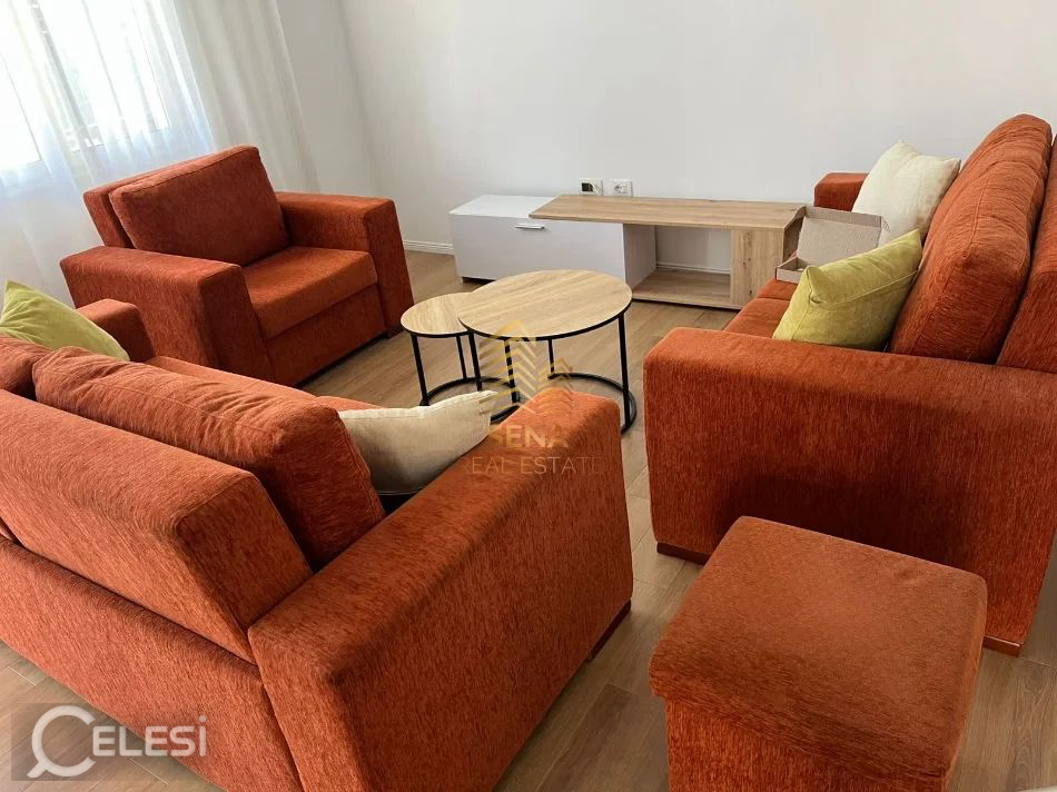 Qira, Hyrje Private 1+1, Ali Demi, 45.000 Lek/muaj – Ali Demi