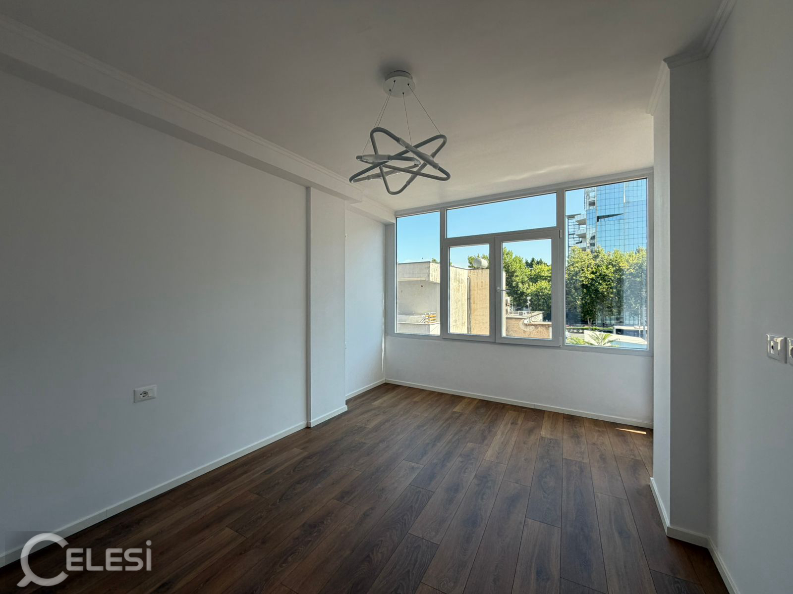 Apartament 1+1per shitje te rruga Dritan Hoxha, prane univeritetit Zoja Keshilit te Mire – Zogu i Zi