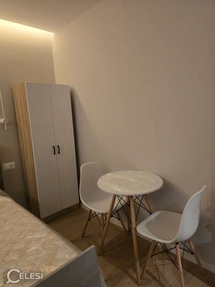 Jepet garsoniere me qira tek Rruga Bardhyl , prane Bar Oslo, Rr. Bardhyl , Brryli , Xhamlliku , Oxhaku . – Oxhaku