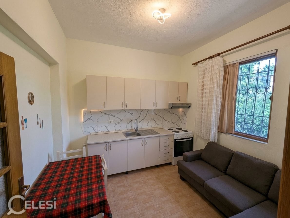 Shtepi private me qera qyteti studenti 1+1 – Qyteti Studenti