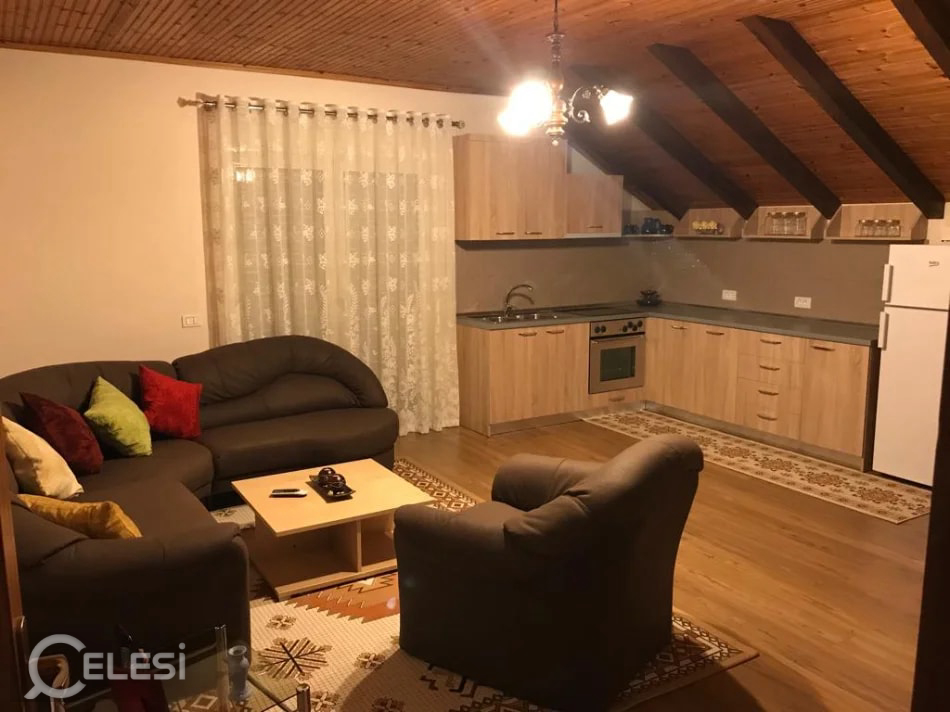 Qera | Vilë 3 + 1 | Xhamlliku | 600 €/muaj – Xhamlliku