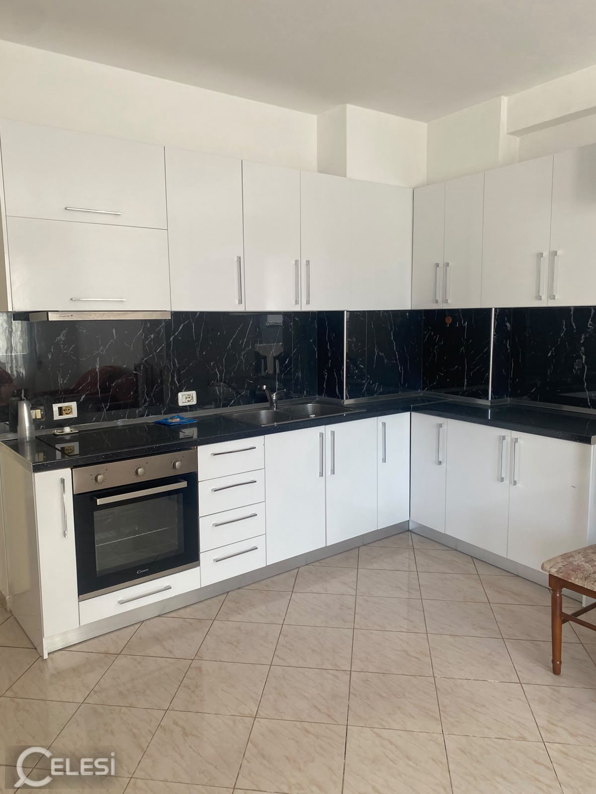✨ Shitet Apartament 2+1 në Pallatet Çabej – Misto Mame, Tiranë ✨ – Misto Mame