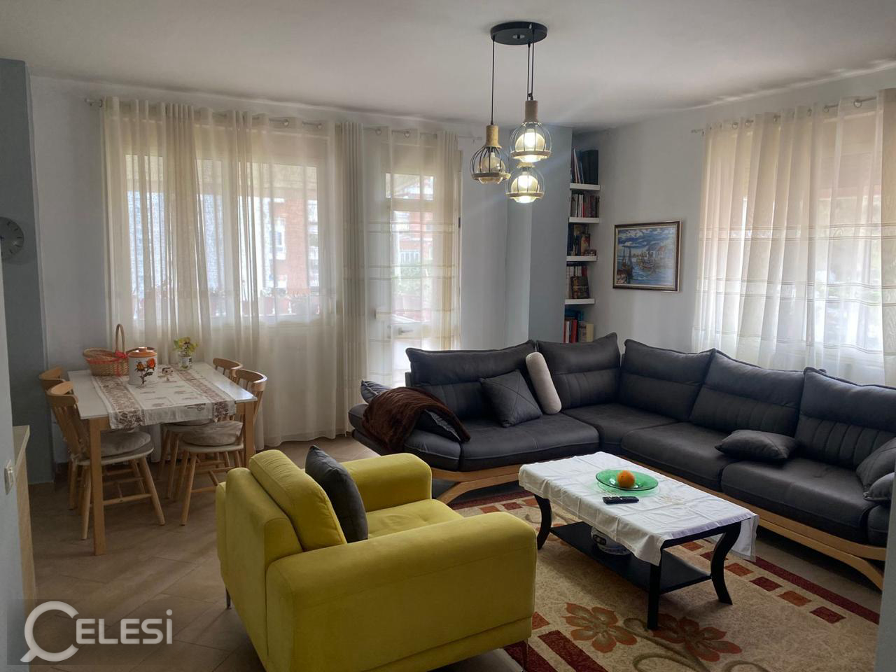 🏬Kodra e Diellit,prane Fondacionit Eleonor shitet apartament 2+1+ verande, 210,000 €uro – Kodra e Diellit