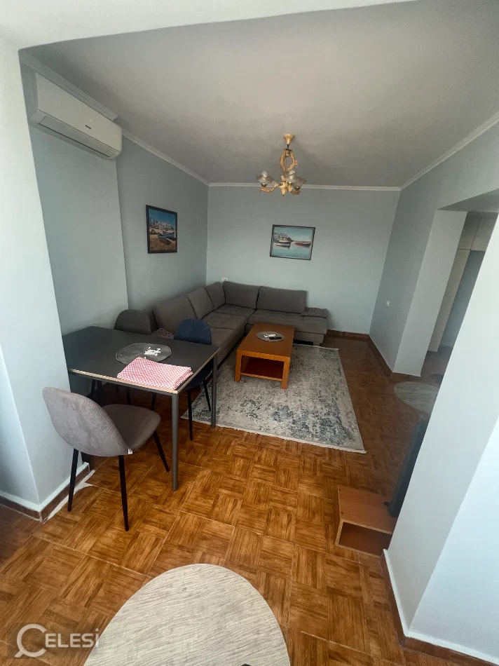 Qera | Apartament 1 + 1 | Pran QSUT | 400 €/muaj – Tiranë