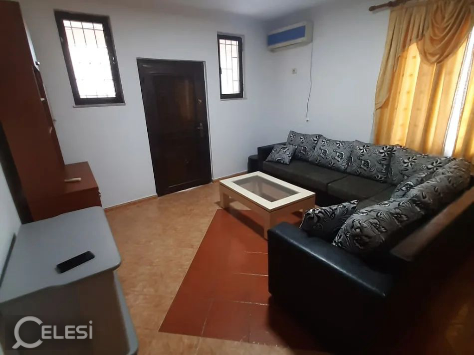 Jepet apartament 1+1 me qira tek Rruga 5 Maji , Rruga Elmaz Korrili . – 5 Maji