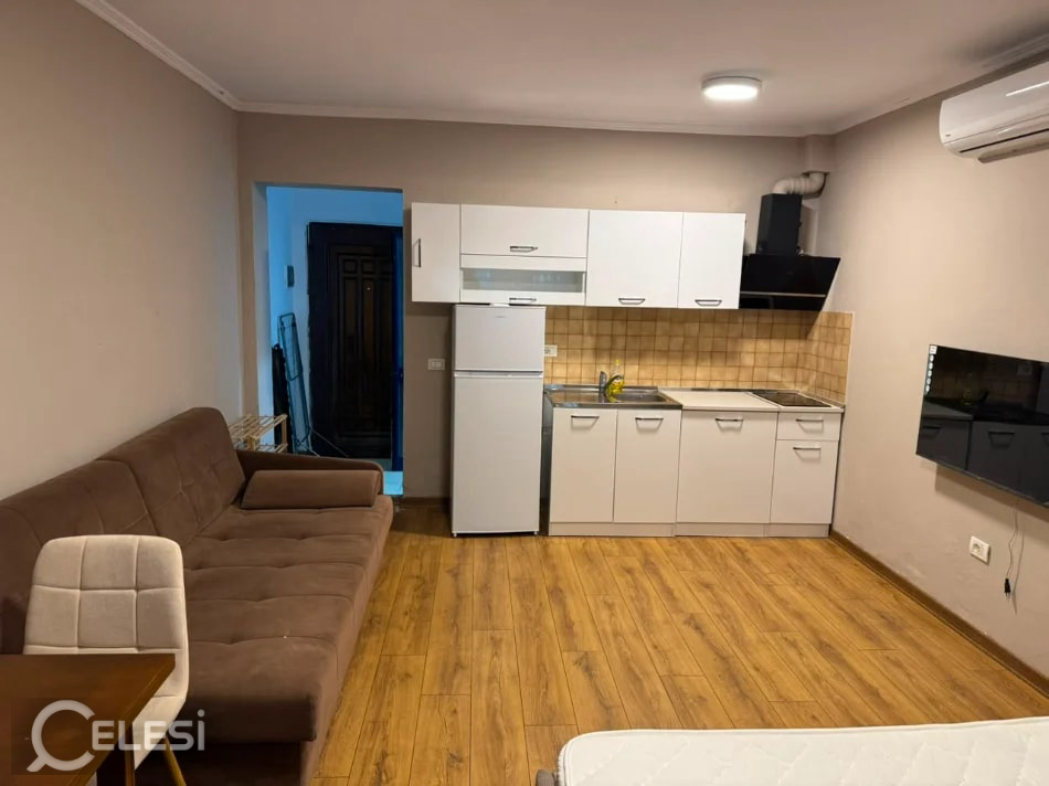 Qera | Garsoniere | Stadiumi Dinamo | 400 €/muaj – Stadiumi Dinamo