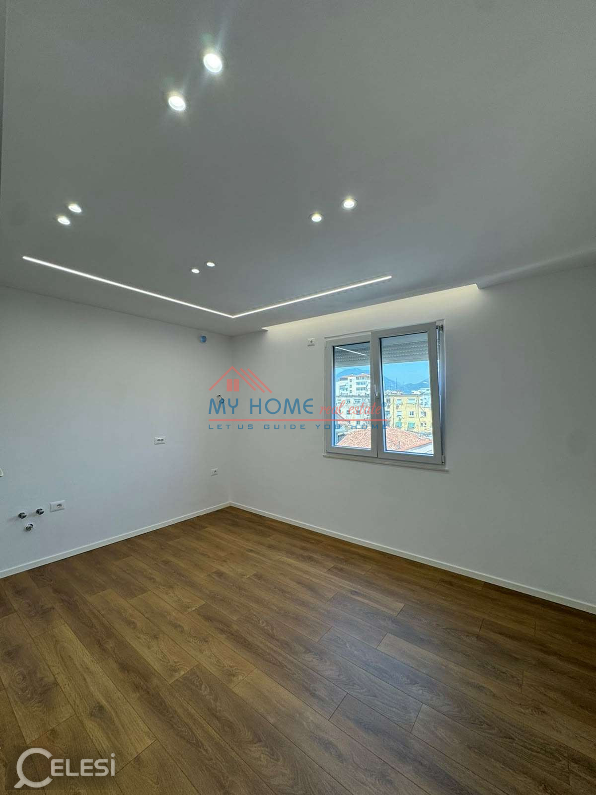 Apartamant 2+1 ne shitje tek Shkolla 4 Deshmoret ne Tirane – Tiranë