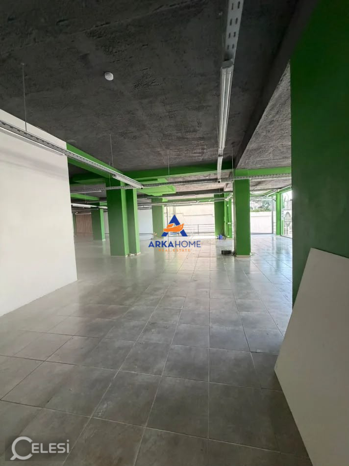 JEPET AMBIENT ME QERA 90M2 "ZOGU I ZI" 95.000 LEKE – Zogu i Zi