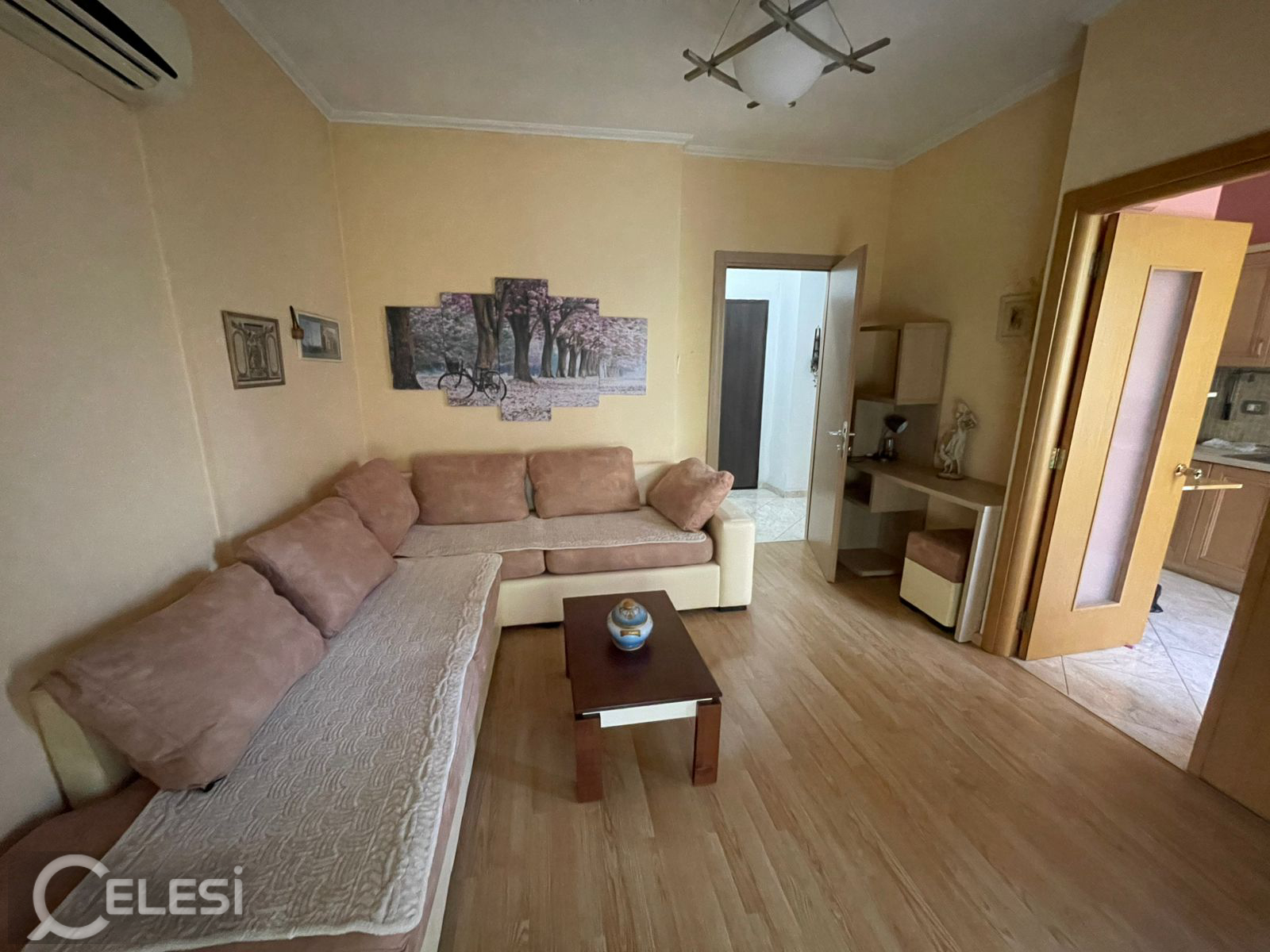 JEPET APARTAMENT 1+1 ME QERA PRANE ZOJES SE KESHILLIT TE MIRE – Zogu i Zi
