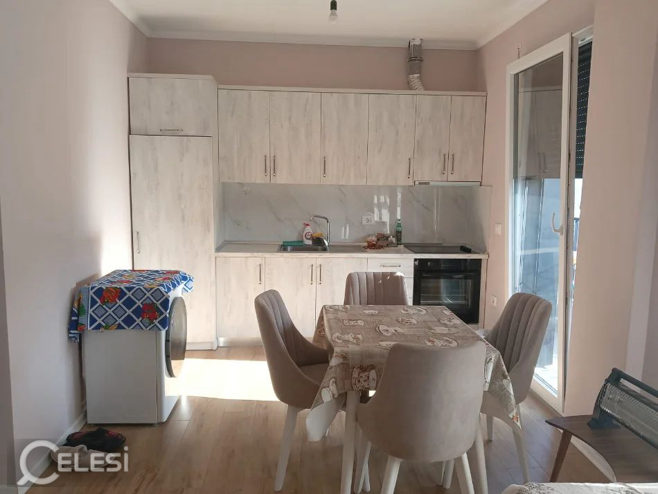 Jepet apartament 1+1 me qira tek Kompleksi Trio Towers , Rruga Don Bosko , Laprake , Rruga Jordan Misja . – Don Bosko