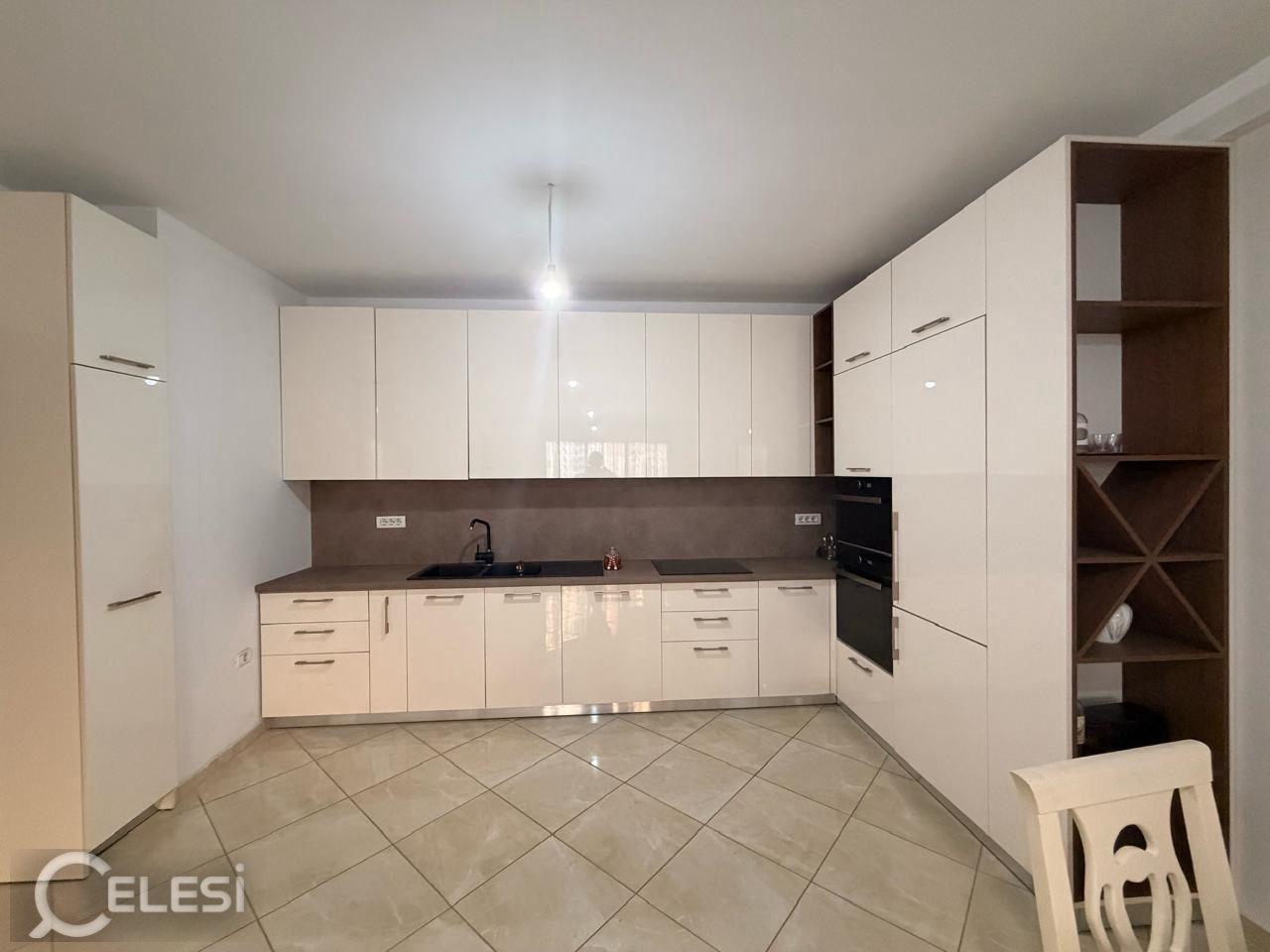 Qera | Apartament 2 + 1+2 | Astir | 500 €/muaj – Astir