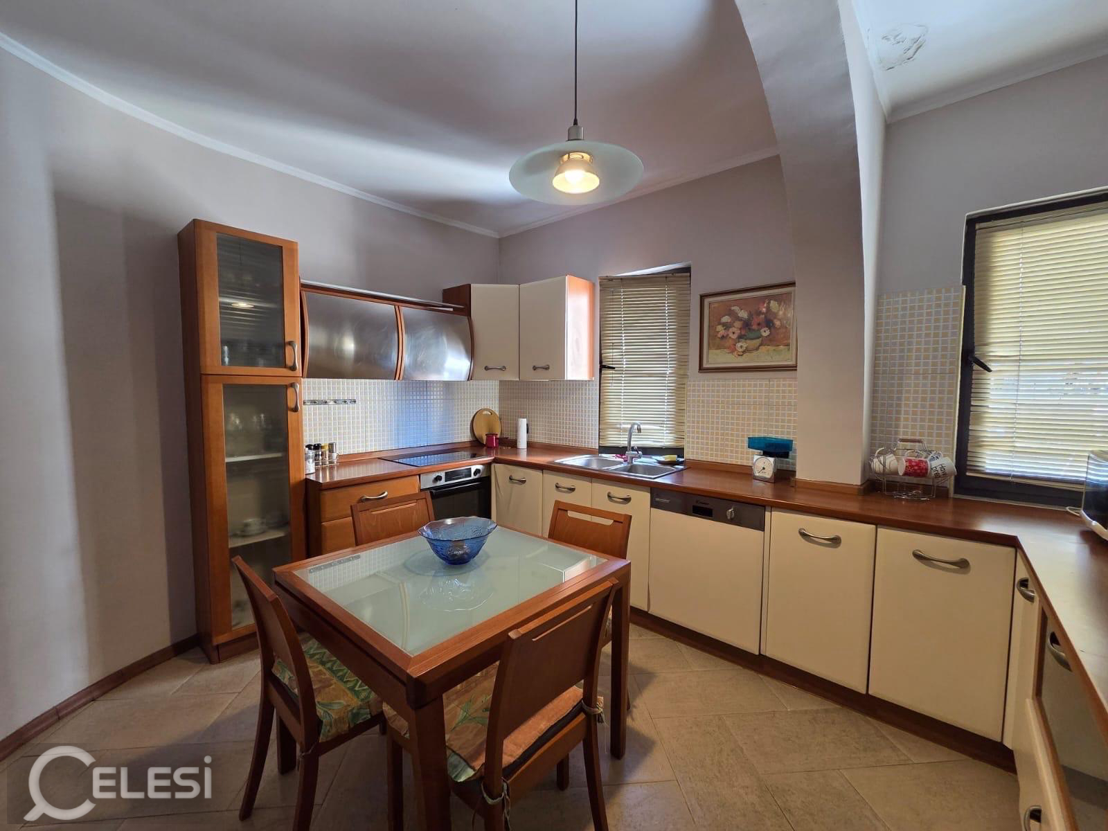 Qera | Apartament 1 + 1 | Komuna e Parisit | 650 €/muaj – Komuna Parisit