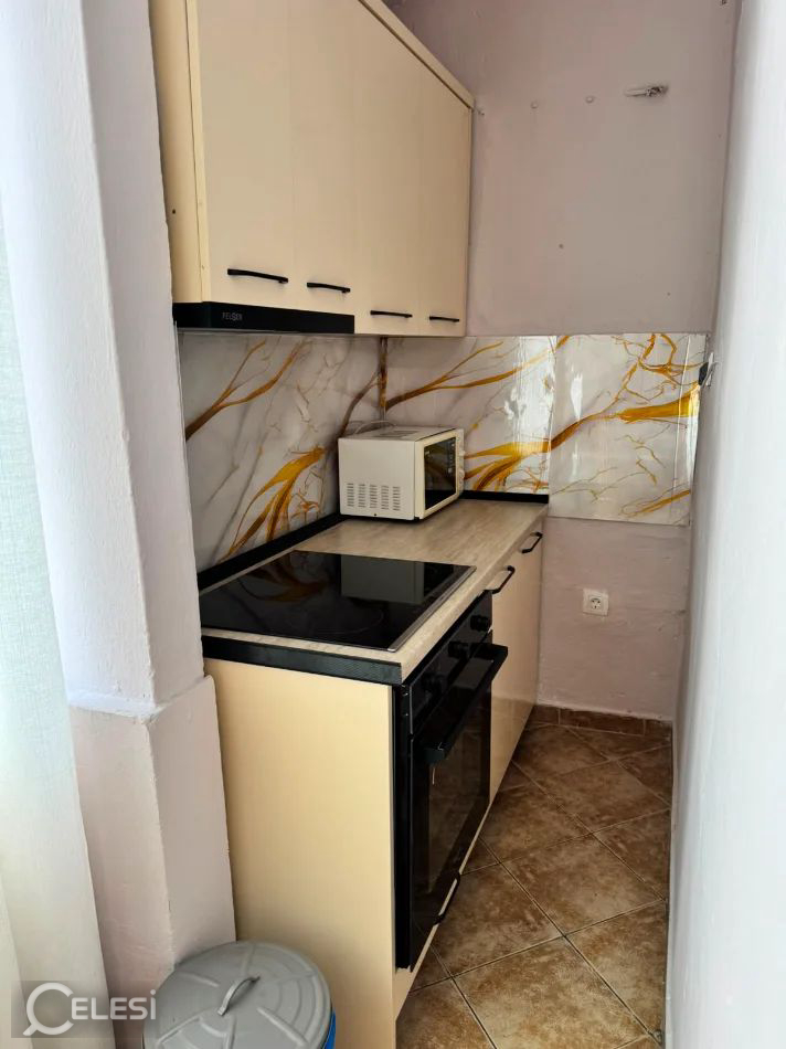 Jepet apartament 1+1 me qira tek Rruga e Dibres, Allias , Spitali Qsut , Shkolla e Bashkuar . – Allias