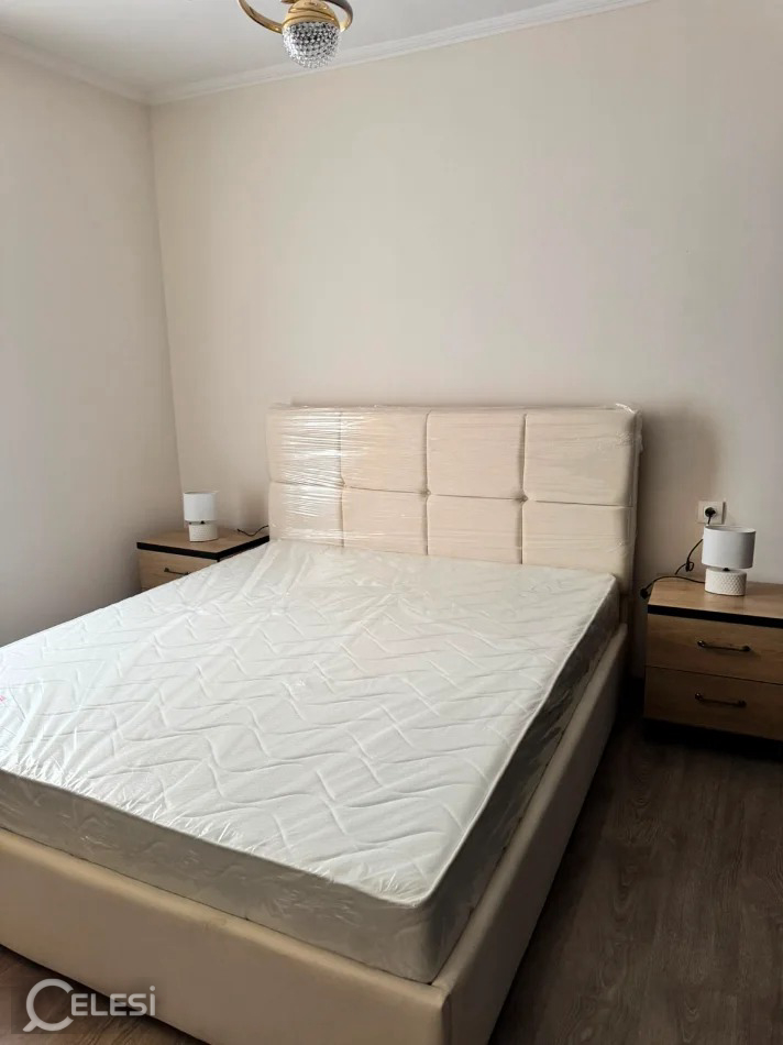 Jepet apartament 1+1 me qira tek Rruga e Dibres , Spitali QSUT , Allias , Shkolla e Bashkuar . – Allias