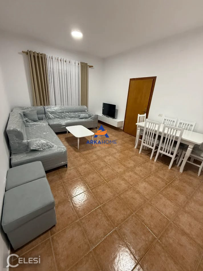 JEPET ME QERA VILE 1+1 " 5 MAJI " 50,000LEKE – 5 Maji
