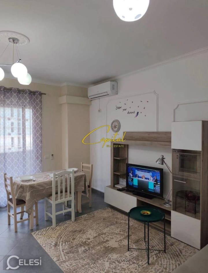 APARTAMENT ME QIRA 1+1 KOMPLEKSI KONTAKT 57.000 LEKE – 21 Dhjetori