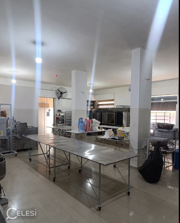 Qera | Ambjent Biznesi | Rruga Ilia Dilo Sheperi | 900 €/muaj – Tiranë