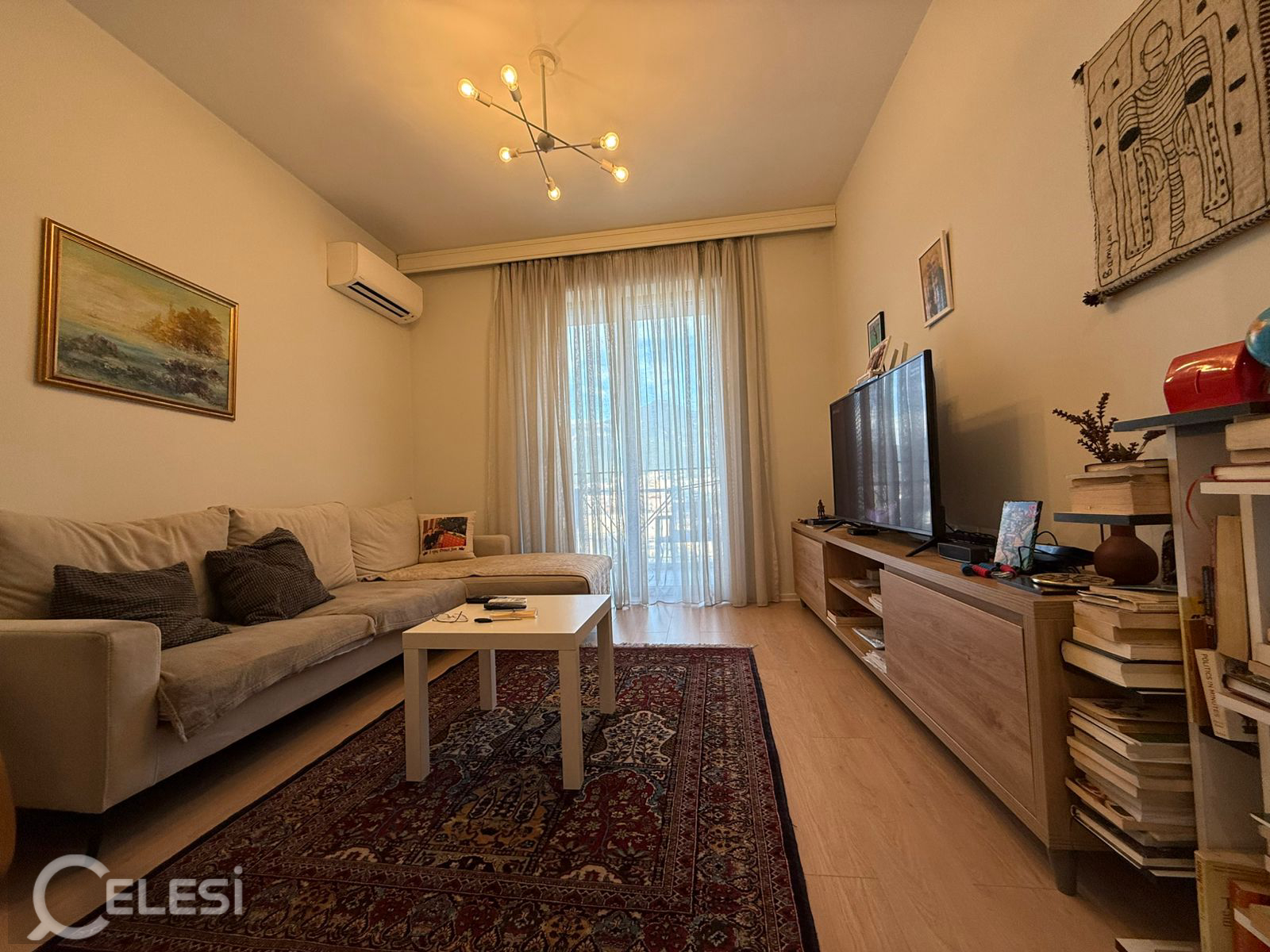 Jepet apartament 1+1 me qira tek Kompleksi ASL , Porcelan , Kinostudio , Xhamlliku , Oxhaku . – Oxhaku