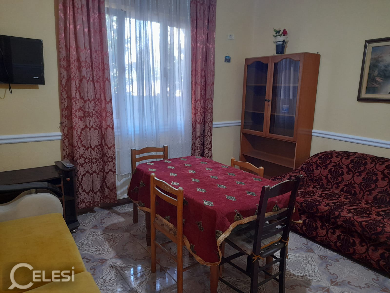 Qera | Shtëpi private 2 + 1 | Kristal Center | 650 €/muaj – Kristal Center
