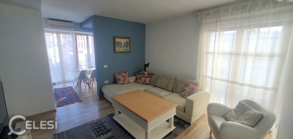 APARTAMENT ME QERA 1+1 MYSLYM SHYRI 55.000 LEKE FH-88399 – Myslym Shyri