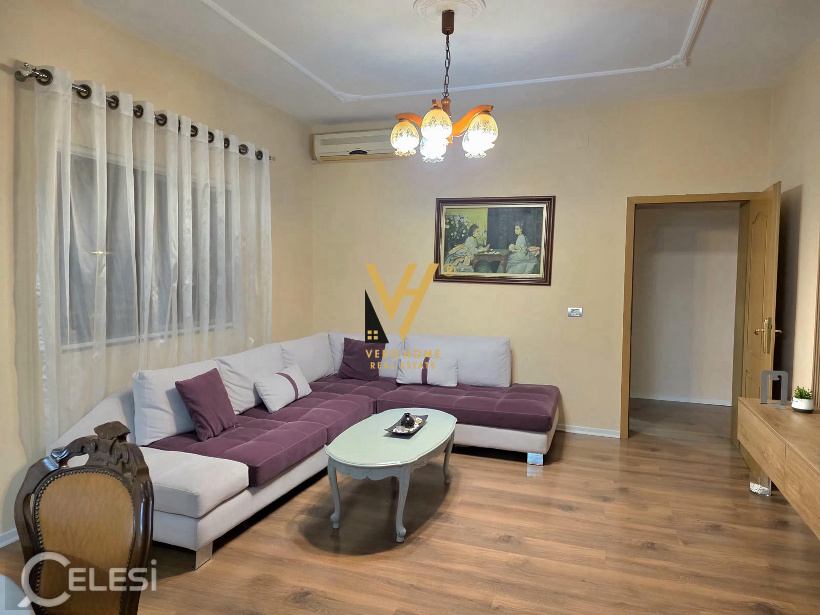 JEPET APARTAMENT 3+1+3+2 BLK ME QERA TEK ISH FUSHA E AVIACIONIT 850 EURO – Fusha Aviacionit